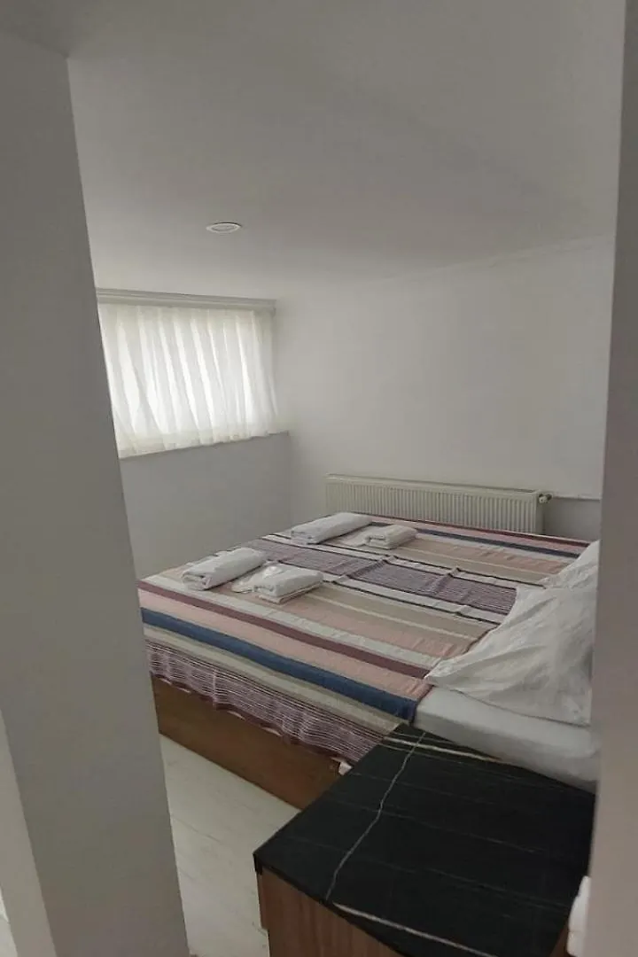 Apartman Koepruebasi Aile Apart Antalya