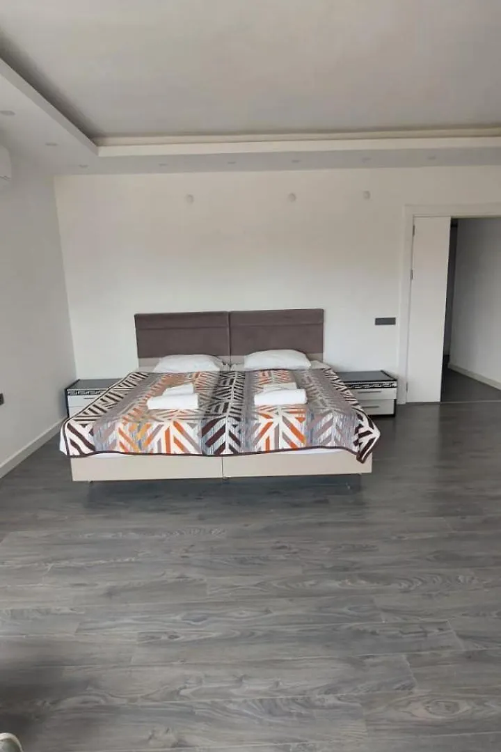 Koepruebasi Aile Apart Antalya Apartman